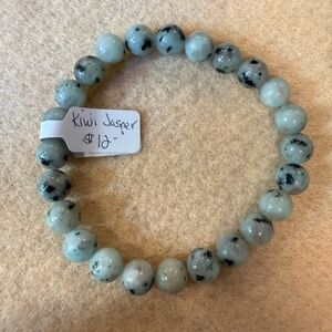 Kiwi Jasper beaded bracelet